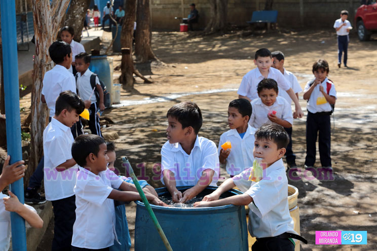 Estudiantes del Colegio Ren&eacute; Schick superar&aacute;n situaci&oacute;n de desabastecimiento de agua potable